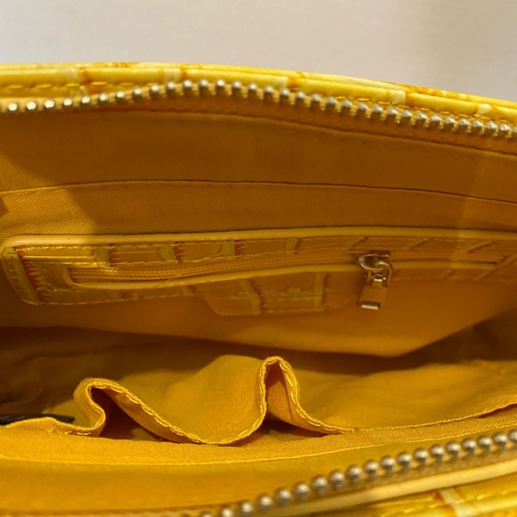 - New bebe bag - Picture 5 of 9